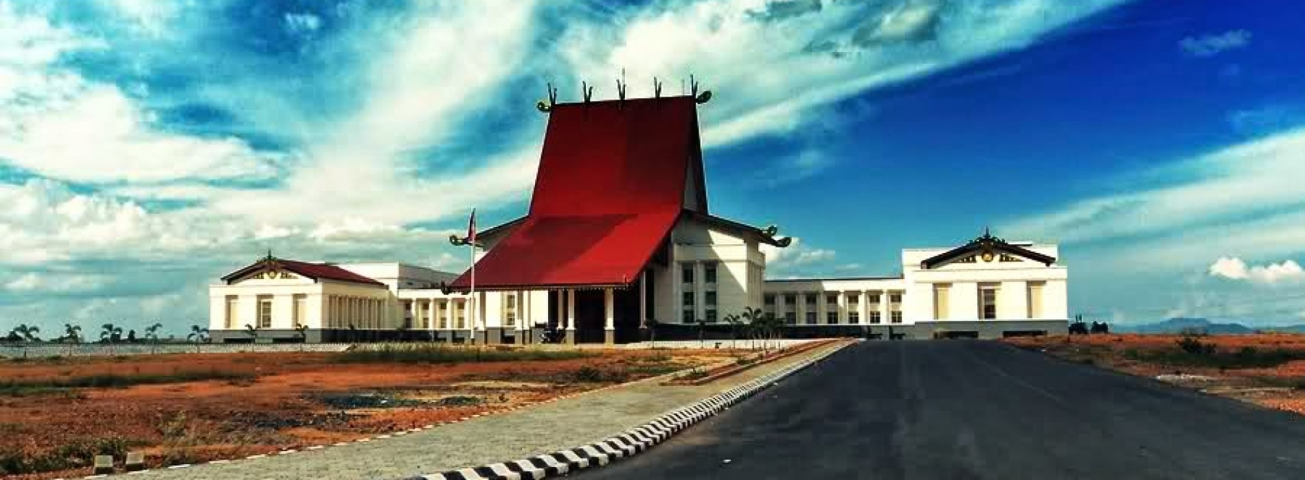 Rawannya Kantor Pemprov dari Perbuatan Negatif