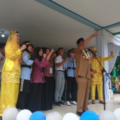 Paman Birin Memberikan Semangat di Ultah SMAGA ke-21